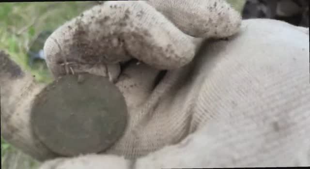 Нашли много монет! "Клад или кошелек?"Пятаки периода правления Александра 2!!! смотреть онлайн