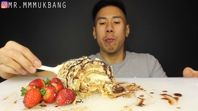 [MUKBANG] CREAMY TOFFEE & PECAN ROULADE WITH NUTELLA смотреть онлайн