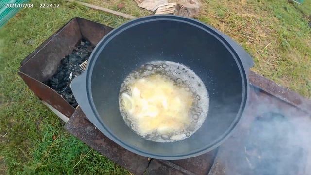 Жареная картошка на костре