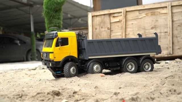 TRUCK MERCEDES-BENZ SK 3538 TIPPER 8X8 DUMPTRUCK LESU смотреть онлайн