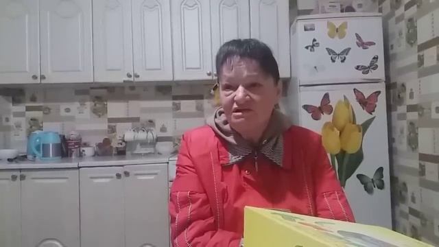 "три поколения " мама, рассказывает истории своей жизни смотреть онлайн