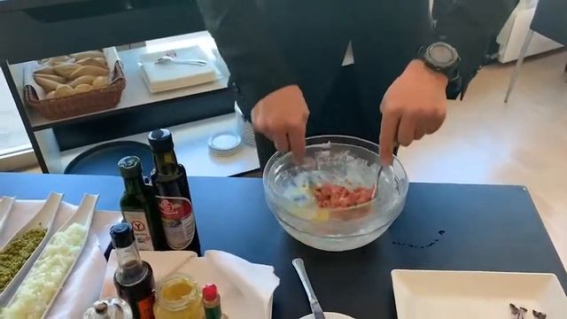 Preparación Steak Tartare смотреть онлайн