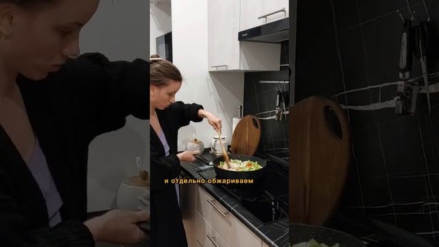 чахохбили с курицей. подписывайся @dily.ara6195 смотреть онлайн