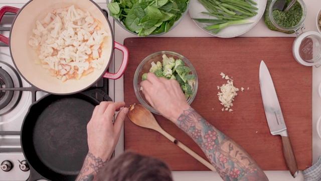 Creamy Pesto Pasta - Meal Prep (Vegan) смотреть онлайн