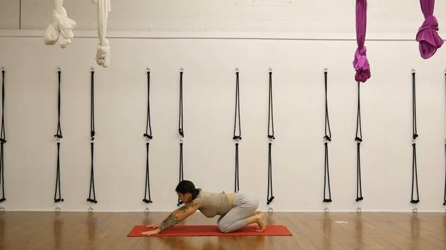 Somatic Yoga Flow смотреть онлайн