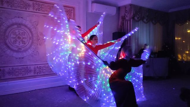 окрылённые танцы