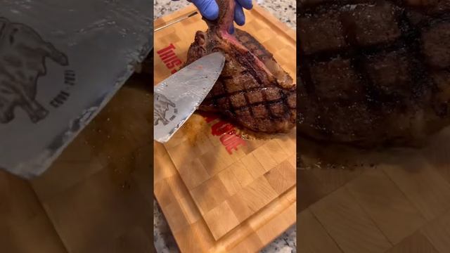 T-Bone Steak смотреть онлайн