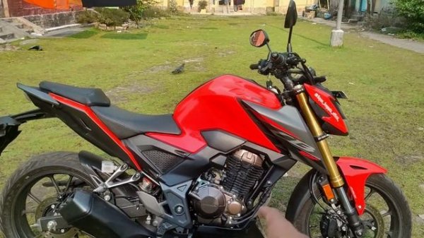 HONDA CB300F 🔥 ride review #honda #cb300f #kolkata ( MT 15 killer)
