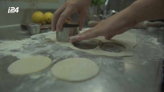 Mideast Eats: Vareniki смотреть онлайн