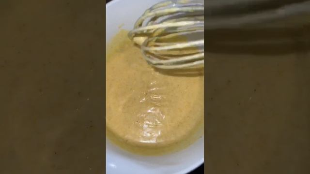 Delicious and beautifully baked cornbread at home. #cornbreadrecipe #buttermilk #viral #shorts #fyp смотреть онлайн