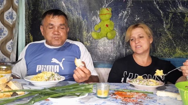 МУКБАНГ // ПРОСТО ЖРЕМ смотреть онлайн