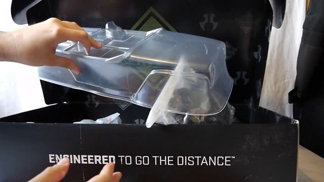 Axial SCX10 Jeep Wrangler G6 Electric 4WD Rock Crawler Kit UK смотреть онлайн