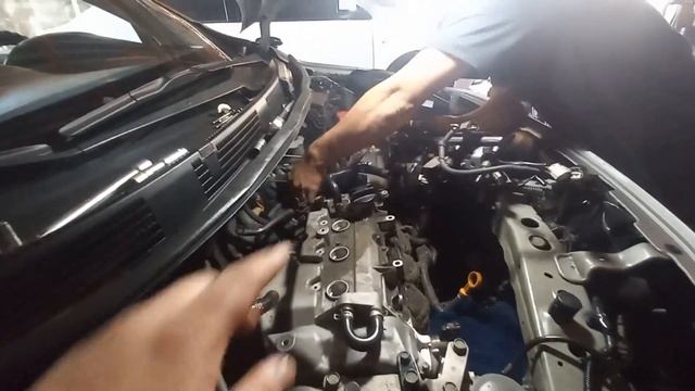 NISSAN ALMERA HOW TO CHANGE VALVE COVER GASKET смотреть онлайн