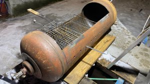 Мангал из газового баллона . Часть 2 .