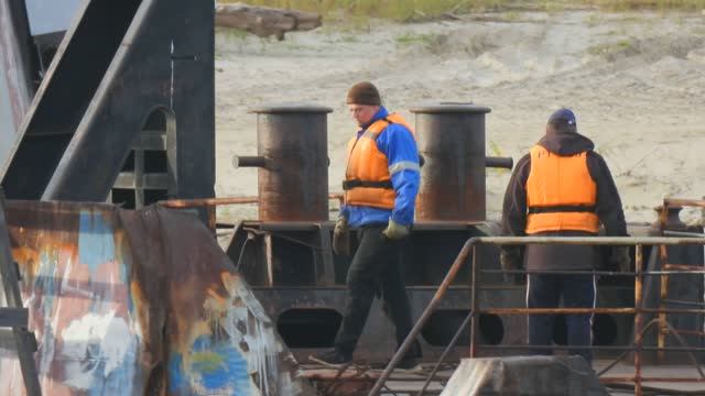 Октябрьские маневры