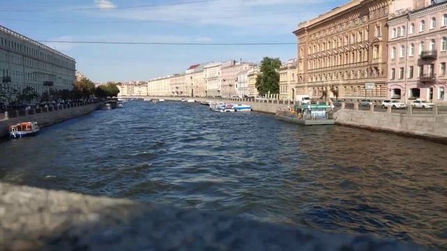 Речные катера. тайм-лапс.