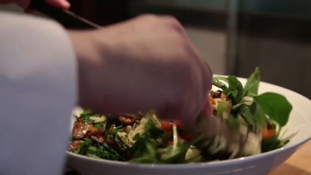 Grilled Rockling Fish with vegetable Risoni Salad смотреть онлайн