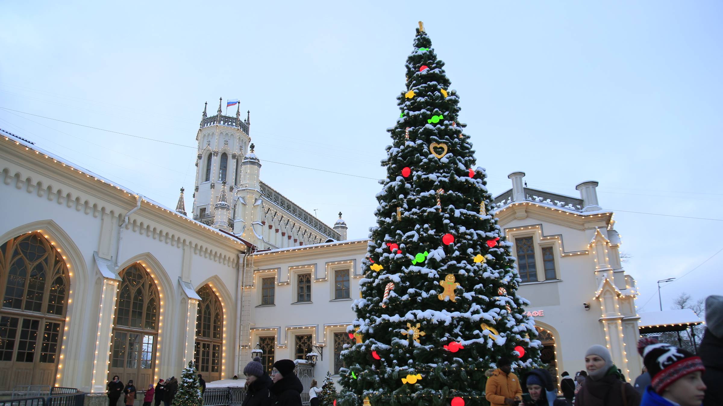 Рождество Петергоф 2025 г
Поезд Деда Мороза смотреть онлайн