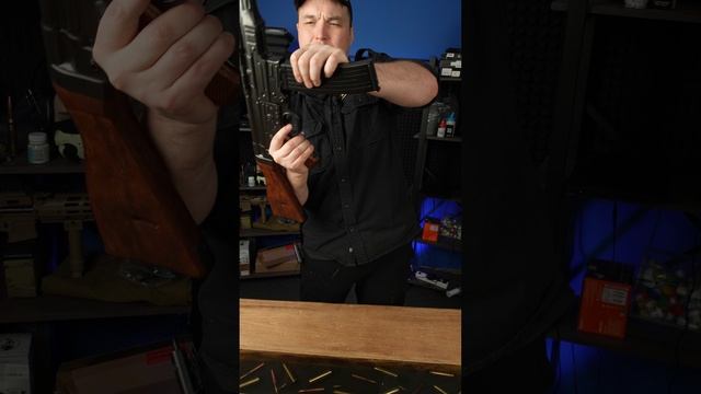 Макет штурмовая винтовка Вермахта STG-44 (Германия, 1943 г., 2-я Мир.война) DE-1125 смотреть онлайн