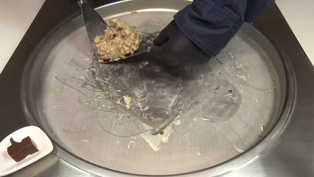 Milka MMMAX Triolade Ice Cream Rolls | ASMR | Mukbang | relaxing street food sound | no talking | 4 смотреть онлайн