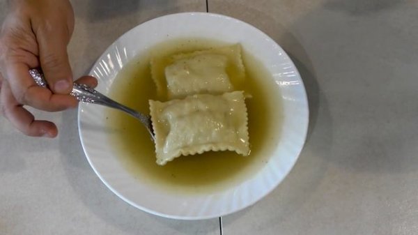 Пельмени гиганты консервированные. Германия. #консервы #обзорконсерв #обзорирп