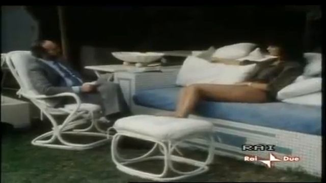 Serena Grandi dal set di Miranda di Tinto Brass смотреть онлайн