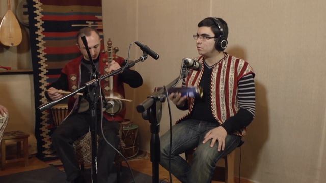 GATA Band Feat. Andranik Manukyan - Erkinqn Ampe Hovn Anoush Երկինքն ամպե, հովն անուշ