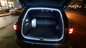 Установка неоновой подсветки багажника в  Geely Monjaro