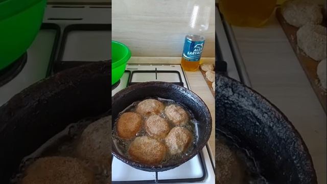 Жарю котлеты из щуки. смотреть онлайн