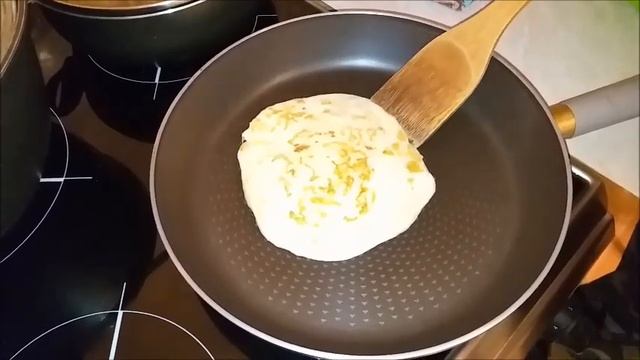 Влог/ Бесцеремонно вторглась в Игорёшино пространство/вкусные лепёшки от Игорёшки/ смотреть онлайн