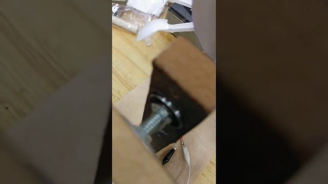 GENERADOR ELÉCTRICO CON TURBINA PELTON смотреть онлайн