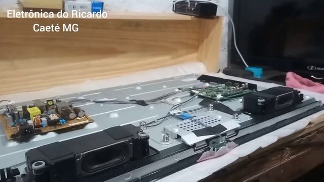 TV LG 42LN5400 LIGA E DESLIGA SOZINHA - DESLIGANDO SOZINHA