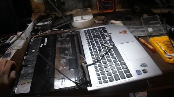 Ремонт корпуса ноутбука Acer V5-571G