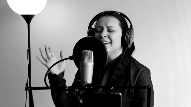 Maria Bukina - Feeling Good (Muse Cover) смотреть онлайн