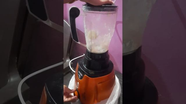 Refreshing cucumber juice🥒#cucumberjuice #healthy #youtubeshorts #cucumber смотреть онлайн