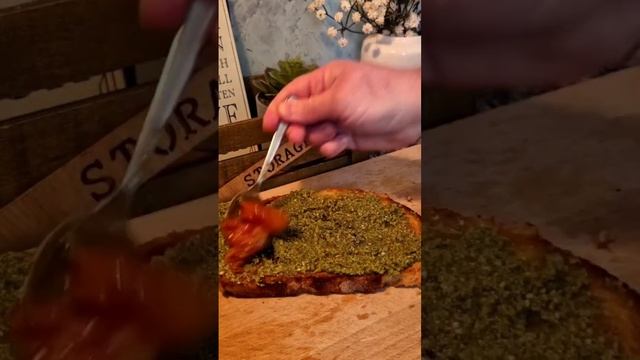 🍅Torrada de Burrata con Mortadela Bologna y Pesto🌱🧀 #cocina #shorts #burrata #receptes смотреть онлайн