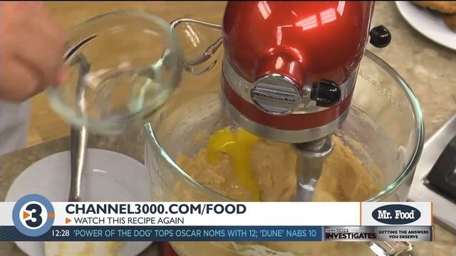 Mr. Food: Famous Hotel Chocolate Chip Cookies смотреть онлайн