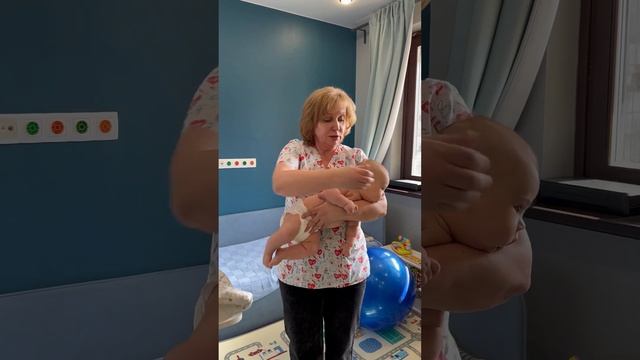 Позы при коликах смотреть онлайн