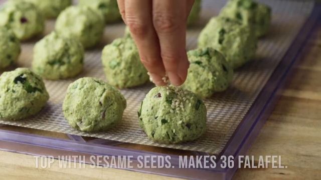 Raw Vegan Falafel {recipe} смотреть онлайн