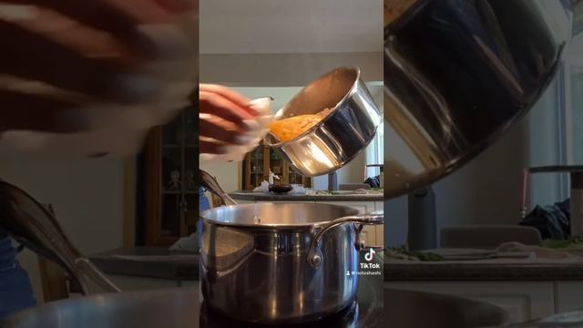 Pork Ramen dinner #recipe #cooking #noodles #soup #shorts #viralvideo #spicy#fyp #foryou #yt смотреть онлайн