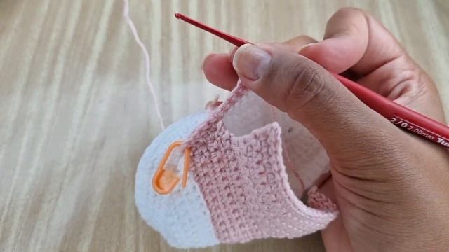 Tênis Tipo All Star de Crochê para Bebê/Fácil de fazer/9 cm/ 1 a 3 meses смотреть онлайн