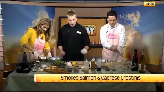 Smoked Salmon Caprese Crostinis Part 1 смотреть онлайн