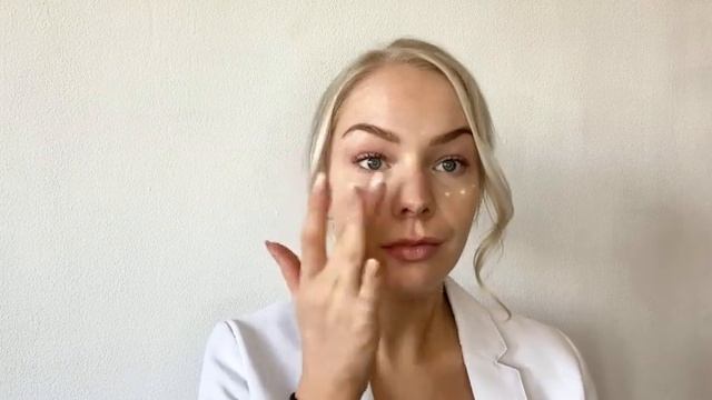 Discover the Clinique SMART Eye Cream смотреть онлайн