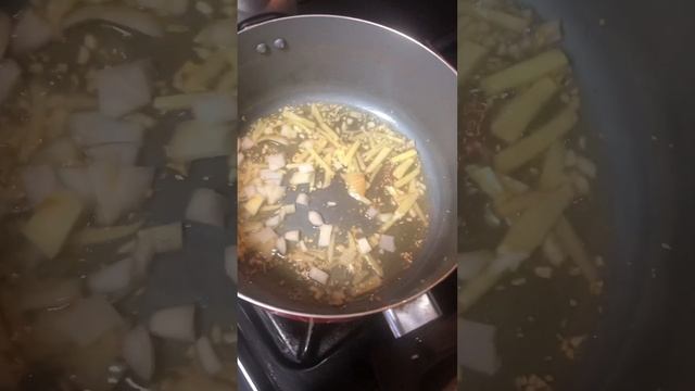 Mussels with coconut broth #youtubeshorts #shorts #seafood #foodlover смотреть онлайн