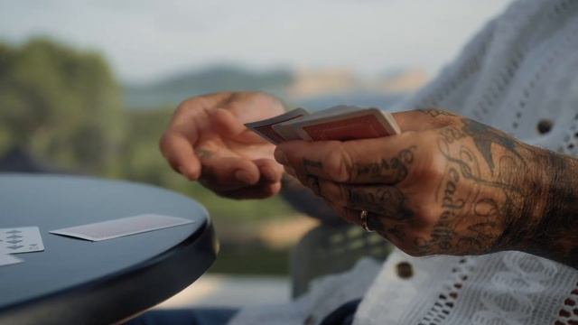 DAVID BECKHAM Eyewear 2 смотреть онлайн