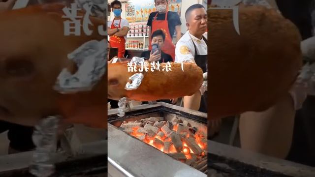 ASMR Street Food Guangdong roast suckling pig training,asian street food#short#shorts смотреть онлайн