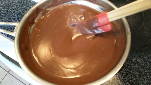 Chocolate Ganache with Hershey's Cocoa Powder | Chocolate Ganache Frosting Recipe смотреть онлайн