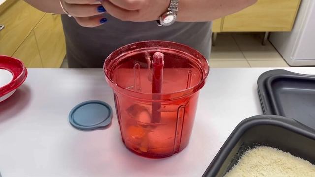 Ватрушка Королевская. Просто и вкусно. Ультра Про 2 л Tupperware смотреть онлайн