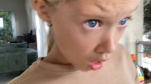 Амелия ко мне на ночёвку! Влог