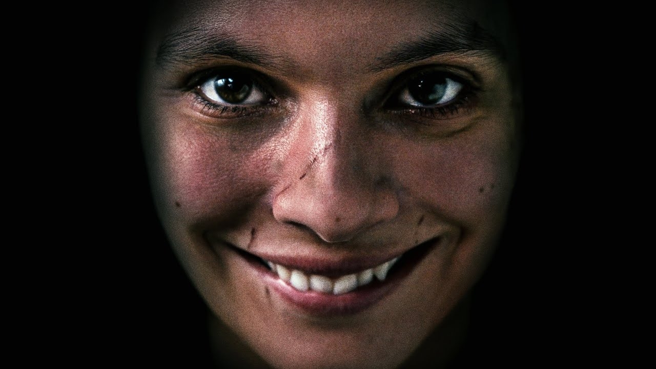 УЛЫБКА (2022) - Треш Обзор Фильма смотреть онлайн